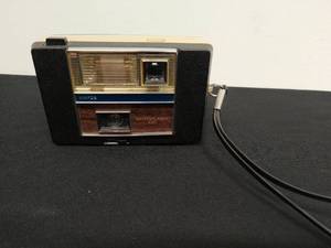 lot 58 image: Vintage Wards Autoflash 100 Camera