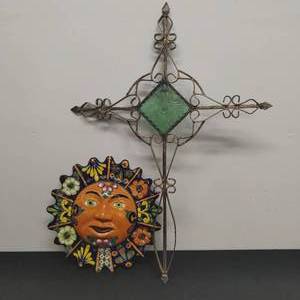 lot 72 image: Wall Dcor