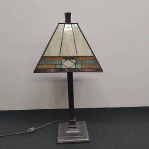 lot 73 image: Stained Glass Table Lamp- Square Shade