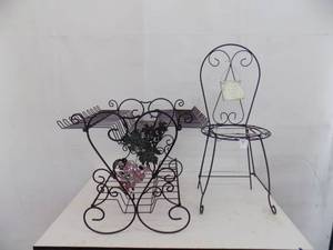 lot 4 image: Metal Items