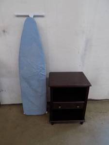 lot 5 image: Household Items