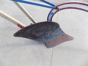 lot 39 image: Antique Walking Plow Red