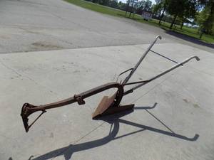 lot 41 image: Antique Walking Plow