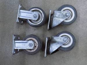 4-Casters