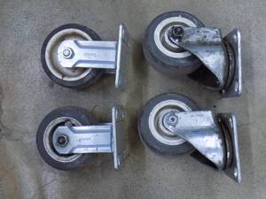 4- Casters