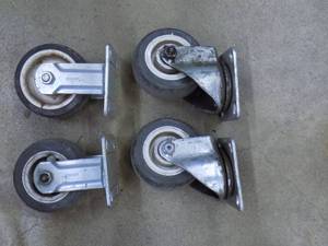 4- Casters