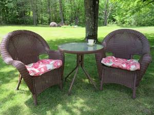 lot 1 image: BROWN WICKER LOOKING CHAIRS AND METAL TABLE