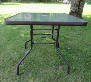 lot 4 image: BROWN PATIO TABLE