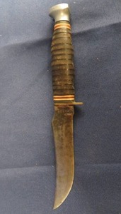 lot 38 image: VINTAGE KABAR 237 KNIFE