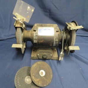 lot 50 image: CUMMINS MAC BENCH GRINDER