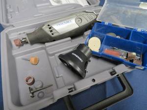 lot 54 image: DREMEL 3000