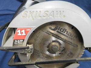 lot 56 image: SKILSAW AND EXTRA BLADE