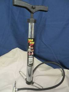 lot 62 image: AIRMASTER 100 PSI 700 KPA HAND PUMP PLUS
