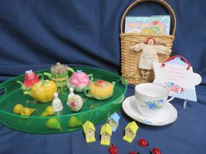lot 97 image: VINTAGE COLLECTABLE MINI TEA POTS, CHINA CUP AND MORE