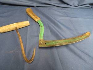 lot 103 image: HAND SCYTHE AND WOODEN HANDLED HAY HOOK