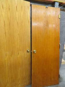 lot 112 image: 2 INTERIOR DOORS