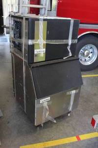 lot 603 image: Ice-O-Matic Ice Machine with Ice Storage B40PSA