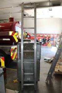lot 606 image: Aluminum Extension Ladder 14