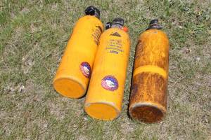 lot 666 image: Lot of (3) Scott Compressed Breathing Air Tanks 2216-PSI