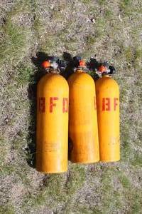 lot 669 image: Lot of (3) Scott Compressed Breathing Air Tanks 2216-PSI