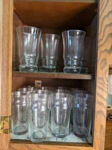 lot 31 image: Contents of Kitchen Cupboard (20) Drinking Glasses