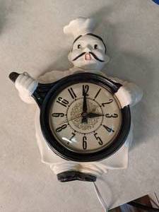 lot 36 image: Vintage 1940s Red Wing Pottery Mursen Chef Kitchen Wall Clock