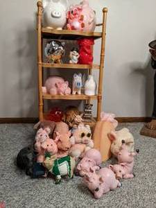 lot 53 image: Large Lot of Pig Decor with Retro Wood Display Shelf