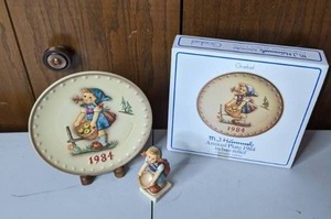 lot 229 image: Vintage Hummel 1984 Little Helper Plate with Matching Figurine