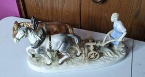 lot 279 image: Vintage Figurine Man with Horse Plow