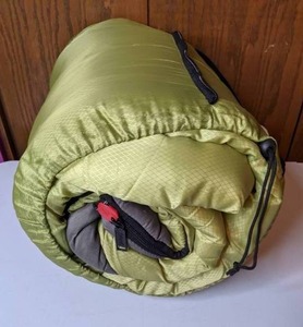 lot 333 image: Coleman 30 Degree Machine Washable Adult Sleeping Bag