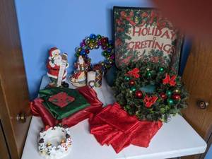lot 392 image: Christmas Wreath with Box, Tablecloth, Napkins, Decor, etc.