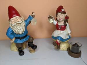lot 142 image: Partylite Gnomes with Solar Powered Light Up Lanterns