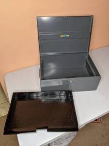 lot 146 image: Large Steel Cash Box