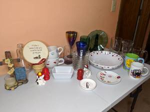 lot 116 image: Lot of Serving Dishes, Salt and Pepper Shakers, Etc.