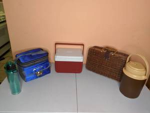 lot 120 image: Vintage Wicker Picnic Basket, Coolers, Thermos, Water Bottle