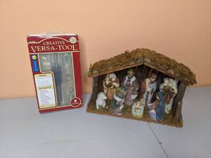 lot 126 image: Creative Versa Tool and Vintage Nativity Scene