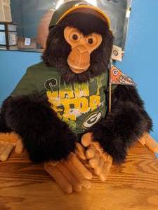 lot 182 image: Green Bay Packers Gorilla with Hat and Flag