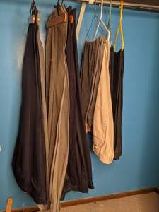 lot 191 image: Mens Dress Pants, Jeans and Khakis - Size 50