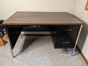 lot 91 image: Vintage Steel Tanker Desk with Laminate Wood Grain Top