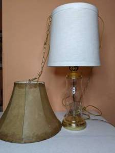 lot 354 image: Glass & Brass Table Lamp and Swag Light Fixture