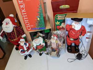 lot 301 image: Lot of (6) Decorative Santas and (1) Mrs. Clause