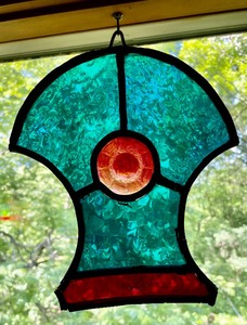 lot 32 image: 4 Stained Glass Art Pieces
