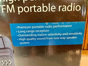 lot 62 image: RCA Superradio III High Performance amfm Portable Radio