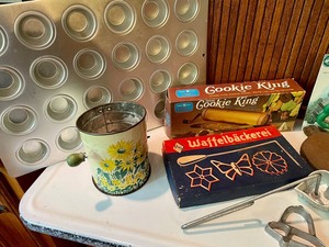 lot 64 image: Cookie Baking Grouping