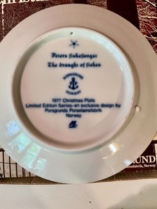 lot 76 image: Juleplatte Christmas Plate from 1977