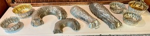 lot 118 image: Decorative Tins