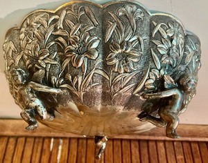 lot 147 image: Victorian Silver Plated Cupid Footed Bowl