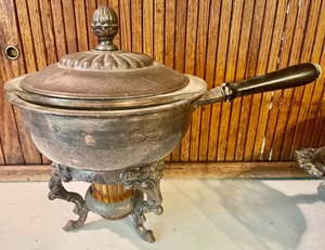 lot 155 image: Vintage Silver Plated Serving Pieces