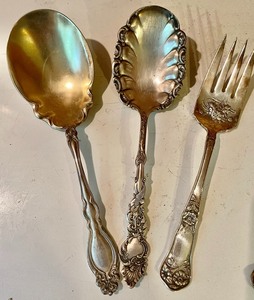 lot 166 image: Silver Plated Serving Pieces