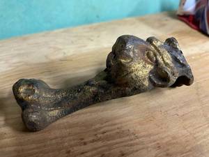 lot 265 image: 4 Vintage Lions Head Furniture Feet